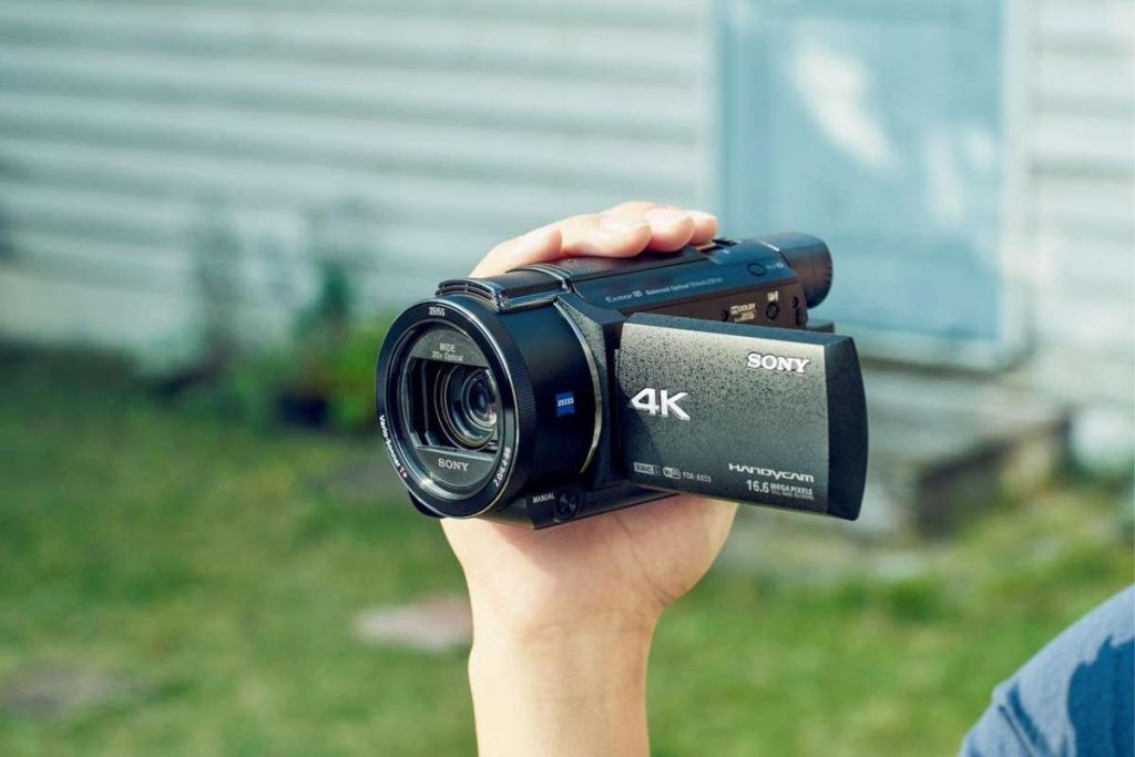 ТОП 10 видеокамер стоимостью до 40 000 рублей