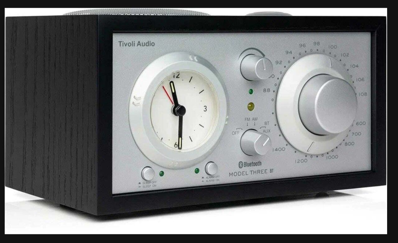 Модель Tivoli Audio Model Three BT Black