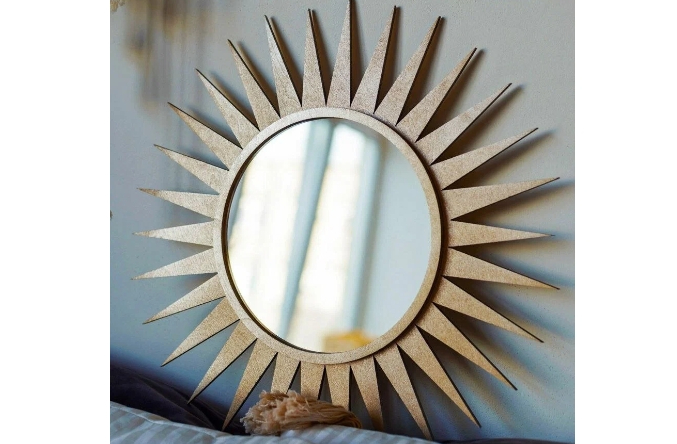 Настенное зеркало Солнце, 25 см х 25 см