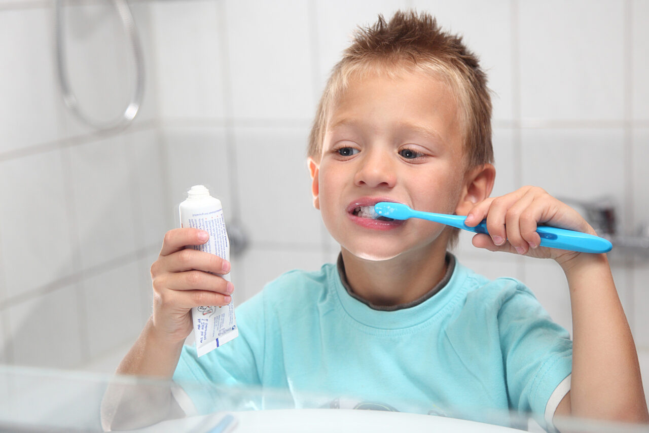 Рейтинг детских зубных паст
