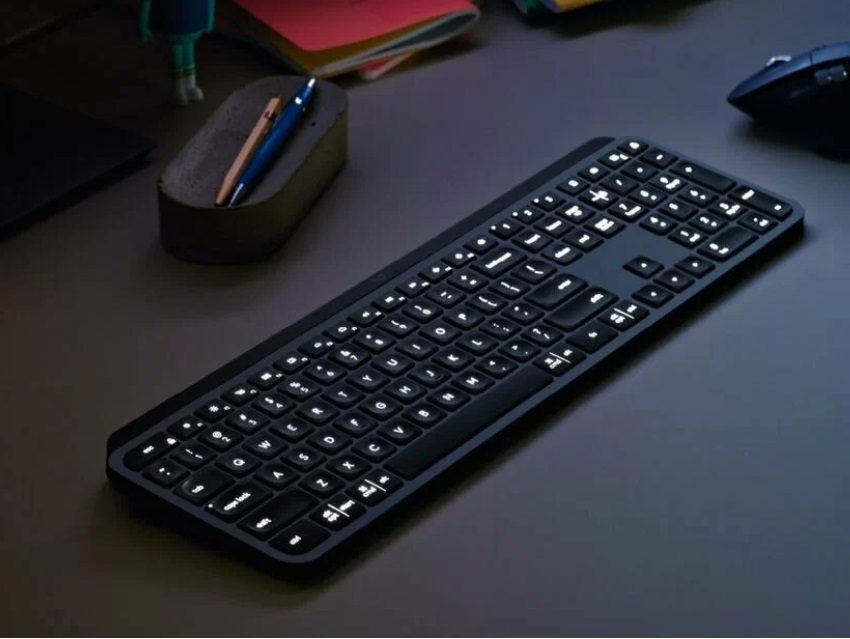 Клавиатура для телевизора Logitech MX Keys
